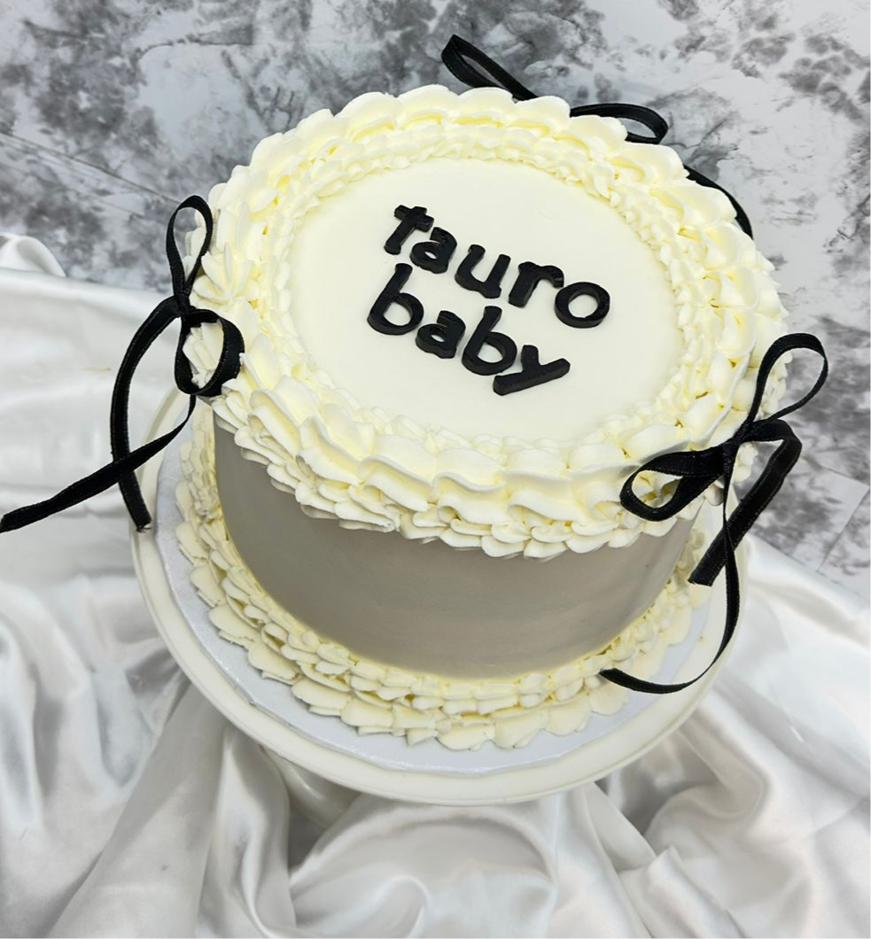 Vintage cake